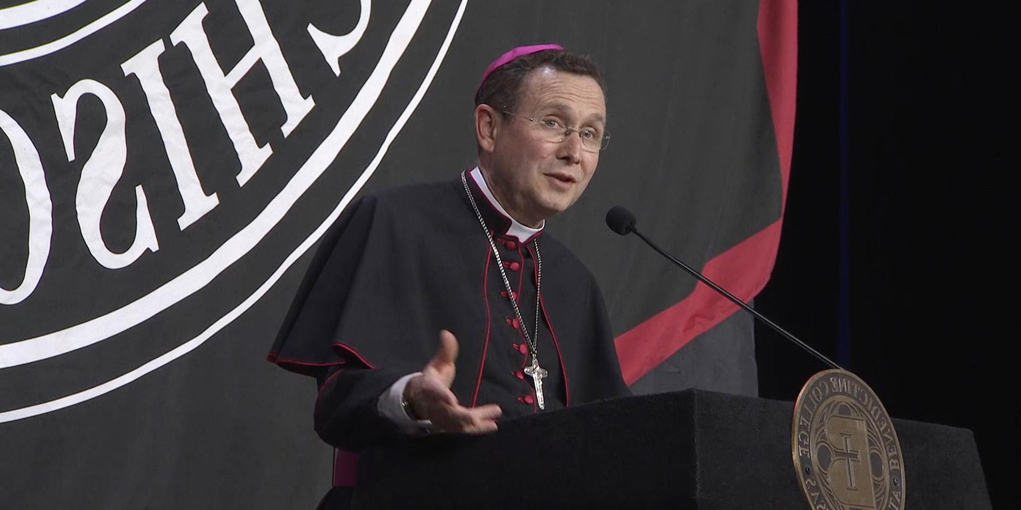 Bishop Cozzens giving his award acceptance speech at the Scholarship Ball